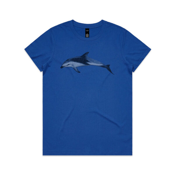 Māui Dolphin T-Shirt - Womens Maple Tee Thumbnail