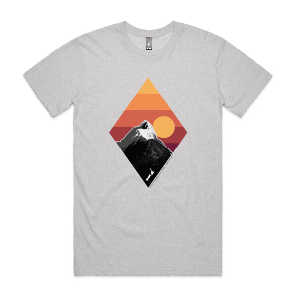 Mitre Peak NZ - Mens Staple T shirt Thumbnail
